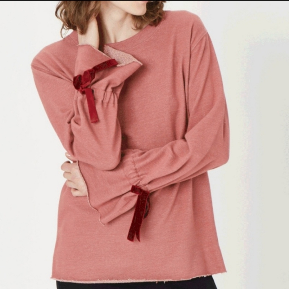 🆕Grey State Sangria Tweed Kendall sweatshirt